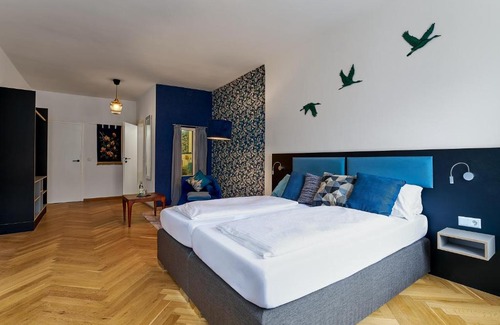 Neuoetting Hotel | Zur Krone