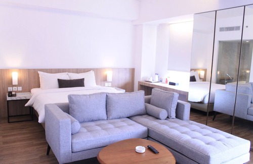 Bekasi Hotel | Zuri Express Lippo Cikarang