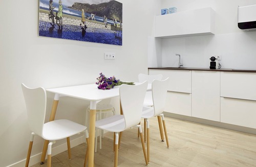 Gros Apartment | Zurriola Zinema by FeelFree Rentals