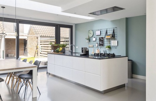 Municipality of Zandvoort House | Zwaansvoort Family House