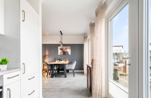 Busum Apartment | Zweite Heimat - infrared cabin, fireplace, close to the beach and North Sea