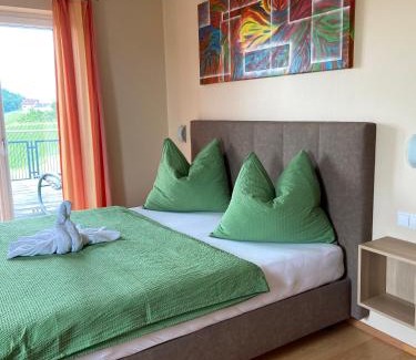 Ratsch House | Zweytick Gästezimmer Weingut