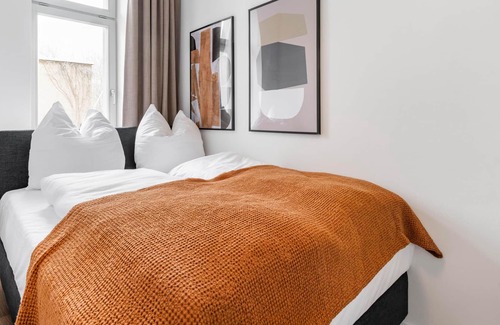 Zwickau Apartment | Zwickau Biergasse | One-Bedroom Suite + Balcony