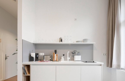 Zwickau Apartment | Zwickau Biergasse | Single Suite + Balcony