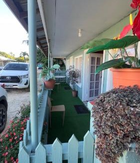 Haalalo House | Zzz