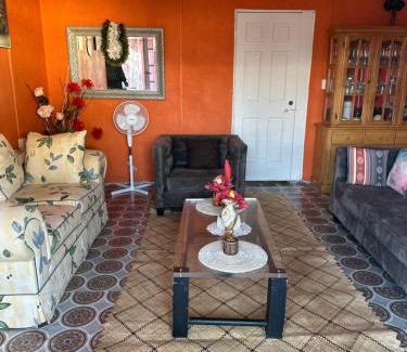 Haalalo House | Zzz