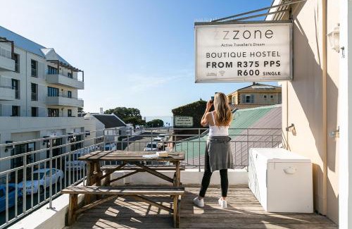 Hermanus City-Centre Hostel | Zzzone Boutique Hostel