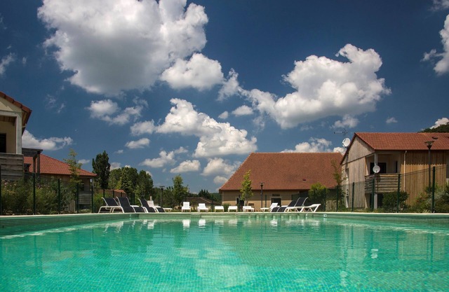 À 300m du Centre! Appart avec Accès Piscine, Wi-Fi