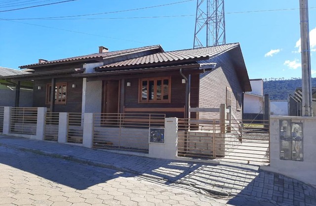 Águia Dourada Hospedagem Casa 01