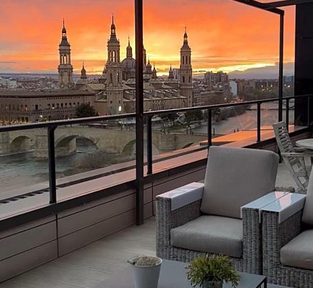 Ático mejores vistas al Pilar jacuzzi y garaje