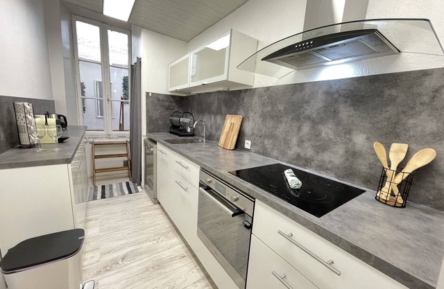 {Ô Joll's} Proche Docks et Centre Ville Marseille Clim