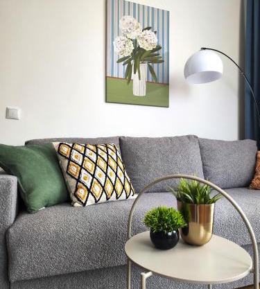 Апартаменти з прекрасним панорамним видом на замок та гори