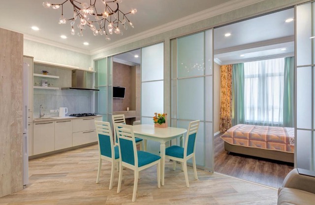 Апартаменты Черноморский-2, Крымская, 22