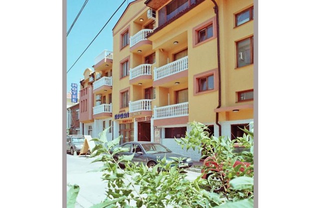 Семеен Хотел Апарт