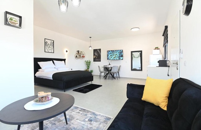 נונו בגליל - סוויטות מקסימות עם בריכה וג'קוזי מול נוף מושלם