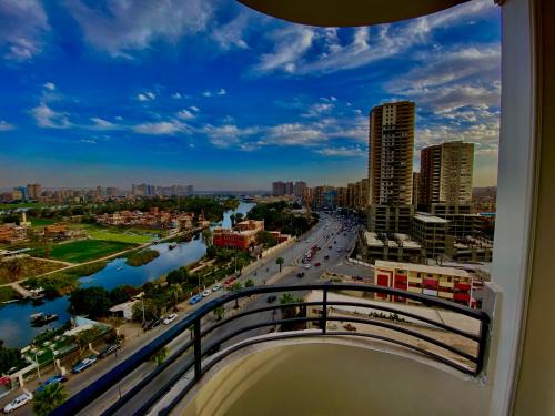 كورنيش النيل البحر الاعظم -Nile corniche albahr alaeizam