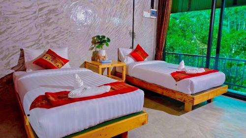 คีรีเขาสกริเวอร์