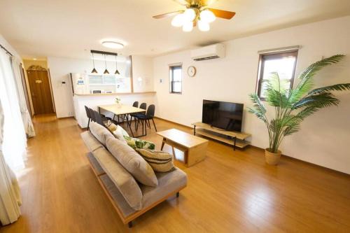 ゲストハウス かなぐすくミント