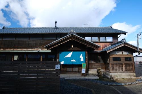 泊まれる劇場スロウプハウス