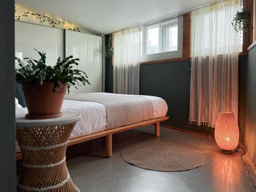 명동, 남대문 7분! 2층 복층 2룸 하우스