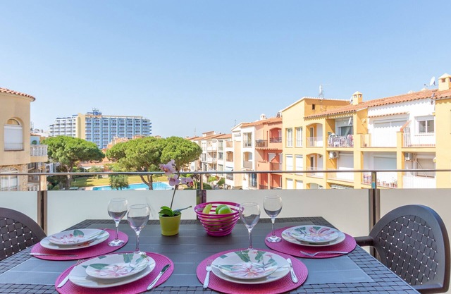 0063-MIMOSES Modern apartment close to the beach