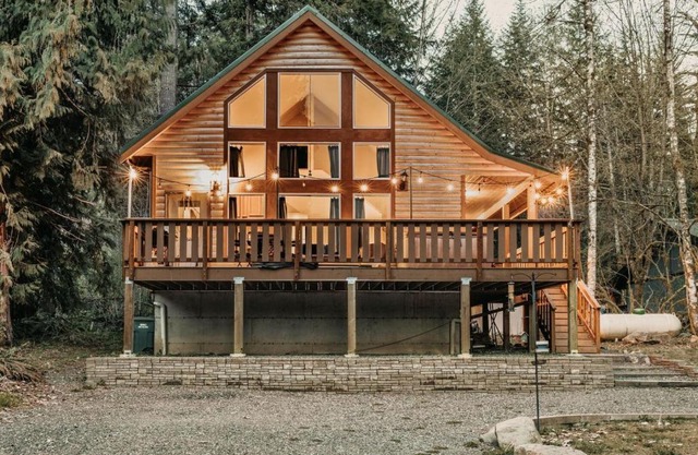 02GS - Hot Tub - WiFi - D W - WithD - Sleeps 8 home