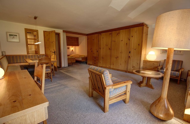 1 1/2-room flat with lake view on the 3rd floor