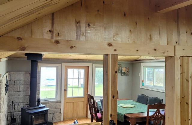 1/2 Acre Cottage with 2 Guest Cabins on Buckhorn Lake in the Kawarthas