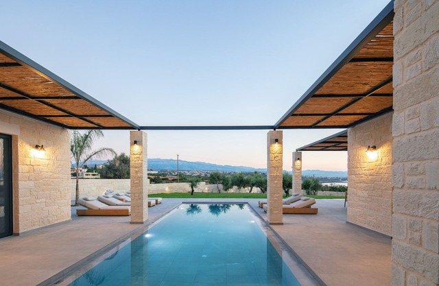 1,2 Km from the beach, close to Chania, 40m2 private pool and sea views!