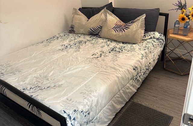 1 Bed 1 Bath -Family Housen