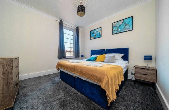 1 Bed Flat Wanstead E11 2PF | Save 10% LongStay | Contractors | Wi-Fi | Sleeps4 | Parking