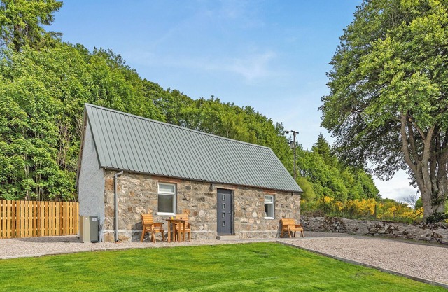 1 bedroom accommodation in Aigas, near Beauly