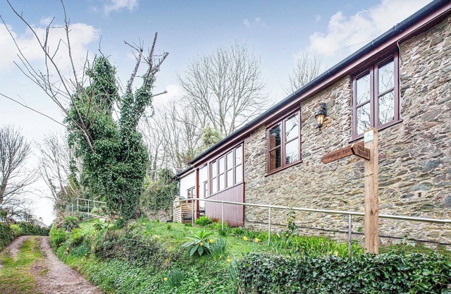 1 bedroom accommodation in Kingsbridge