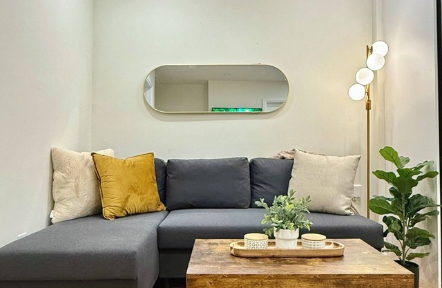 1 Bedroom Palmerston Downtown- Parking