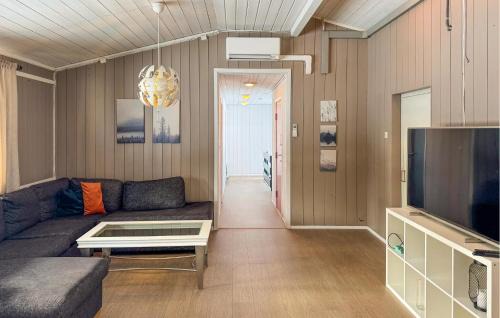 1 Bedroom Stunning Home In Koppang