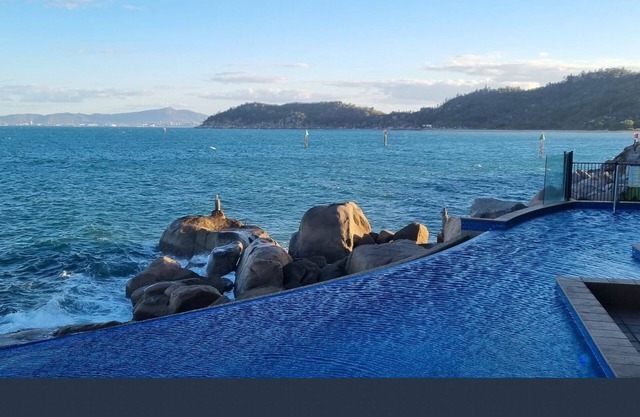 1 Bright Point Apartment 4104 - Majestic Ocean Views