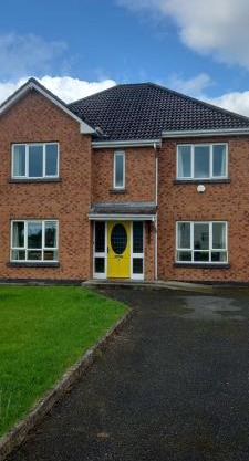 1 Cartrun Breac N39D7H6 Opposite Longford Rugby Club - See the Yellow Door