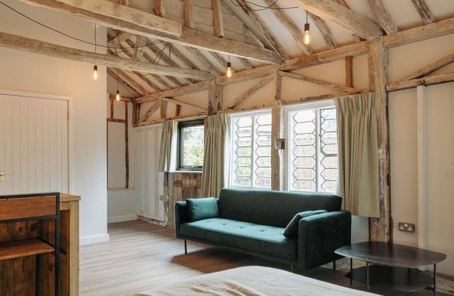 1 Henham Barns, Henham Park, Nr Southwold, Suffolk NR34 8AQ, Oak framed style oasis in Country Suffo