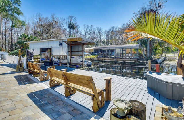 < 1 Mi to Boat Ramp: Canal-Front Retreat in Astor!