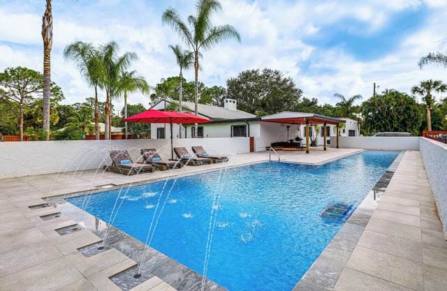 1 Mi to Boat Ramp: 'The Islander' Home w/Yard