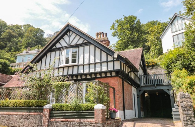 1 The Old Coach House