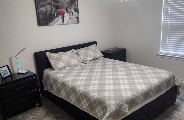 10 Minutes from Fort Cavasos. WiFi, Netflix, Prime, Quit Subdivision