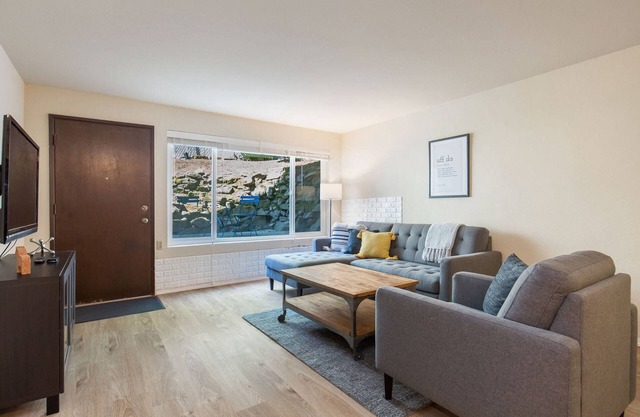 10% off in Ballard - this month only!