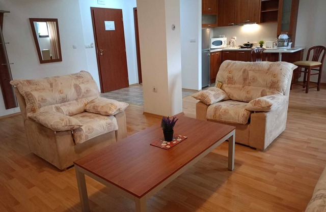 103 - Large 2 bed apartment
