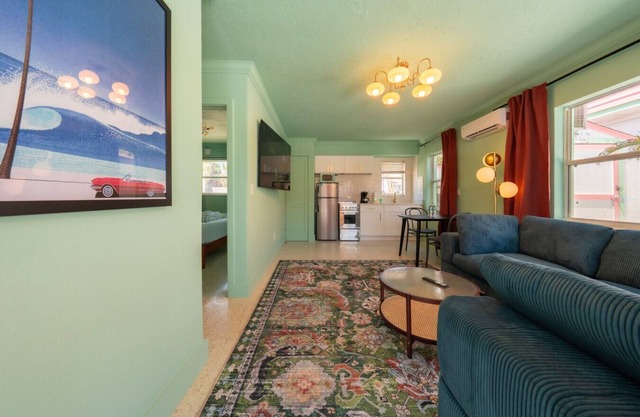 105 · ☀Pool✔ Kitchen✔ Beach✔ Self Checkin✔ Free Parking✔