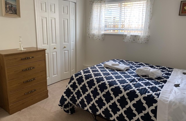 #106 Gordon Head Rd - 2 Bed Gorgeous Garden Suite