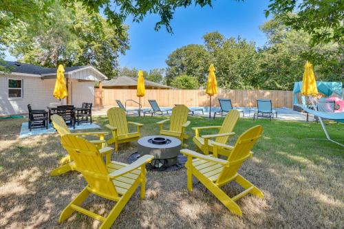 12 Mi to BOK Center Pet-Friendly Home with Yard!