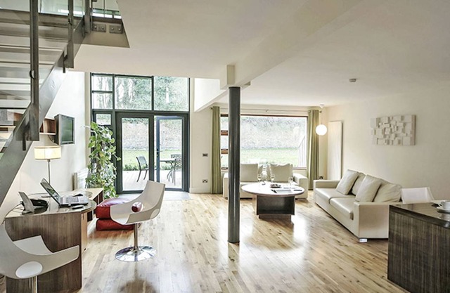 Holiday Lodge 