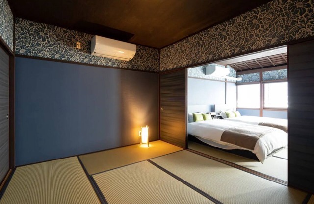 120 spare meter wide space ■ semi double bed■ 65 inch large internet television