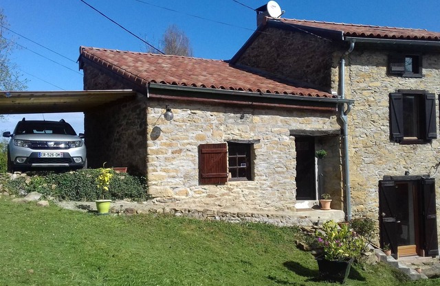 120m² house / garden / covered terrace barn at an altitude of 600m in a quiet hamlet